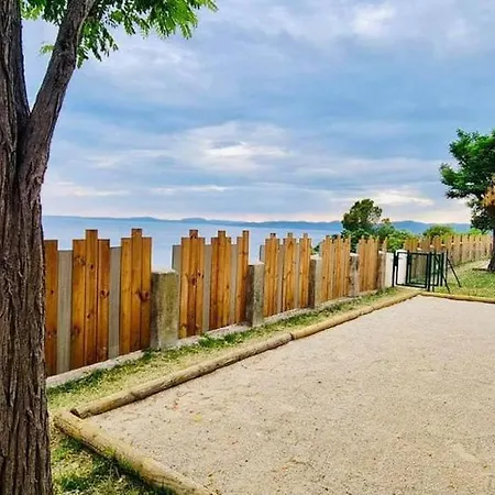 Mobile De Luxe Vue Saint-raphaël 4 Personnes