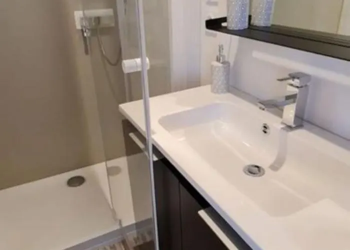 Camping Mobile De Luxe Vue Saint-raphael 4 Personnes *